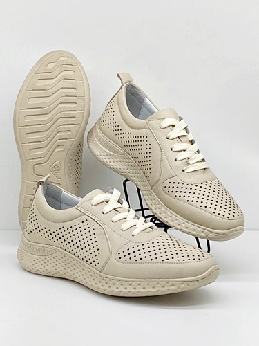 beżowe sneakersy damskie