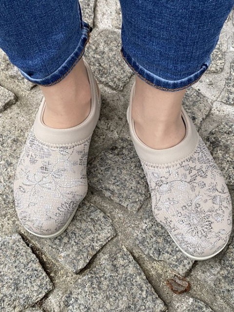 jakie buty na haluksy