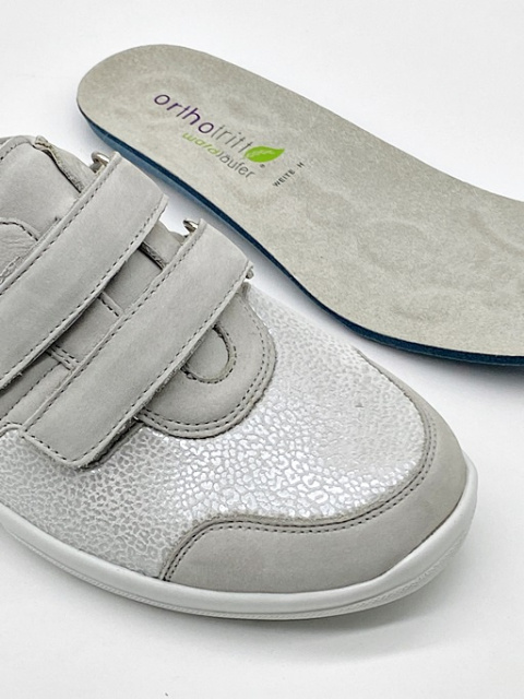 buty ze streczem