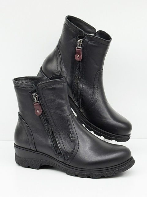 Axel  4519