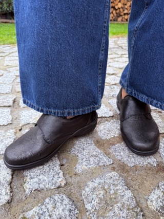 Szerokie buty Solidus MAIKE 41515-90202 czarne, stretch, Tęgość M