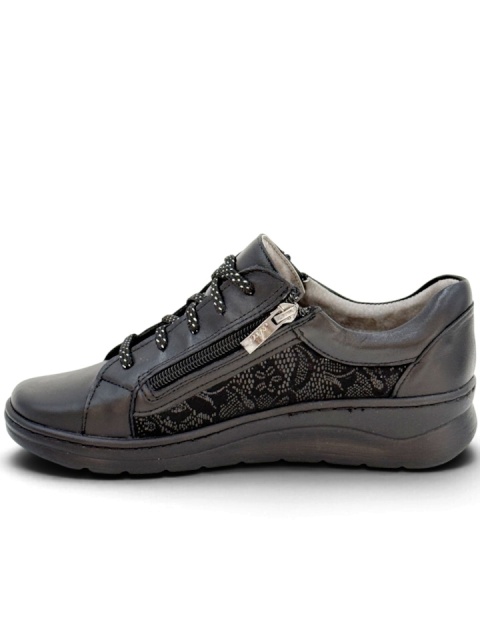 szerokie buty axel