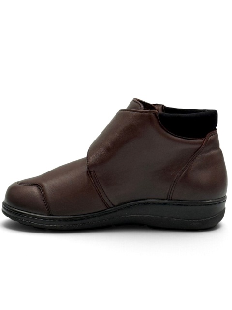axel 126 brazowe