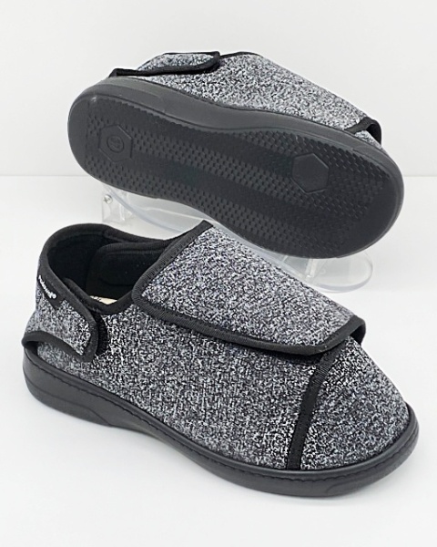 buty na stopę z opatrunkiem