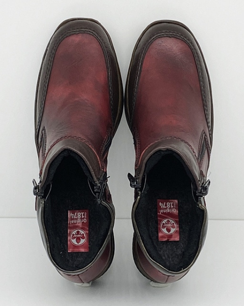 bordowe buty na jesień