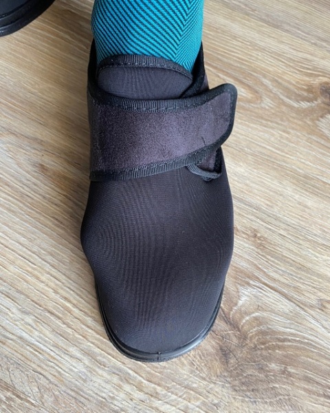 buty na haluksy